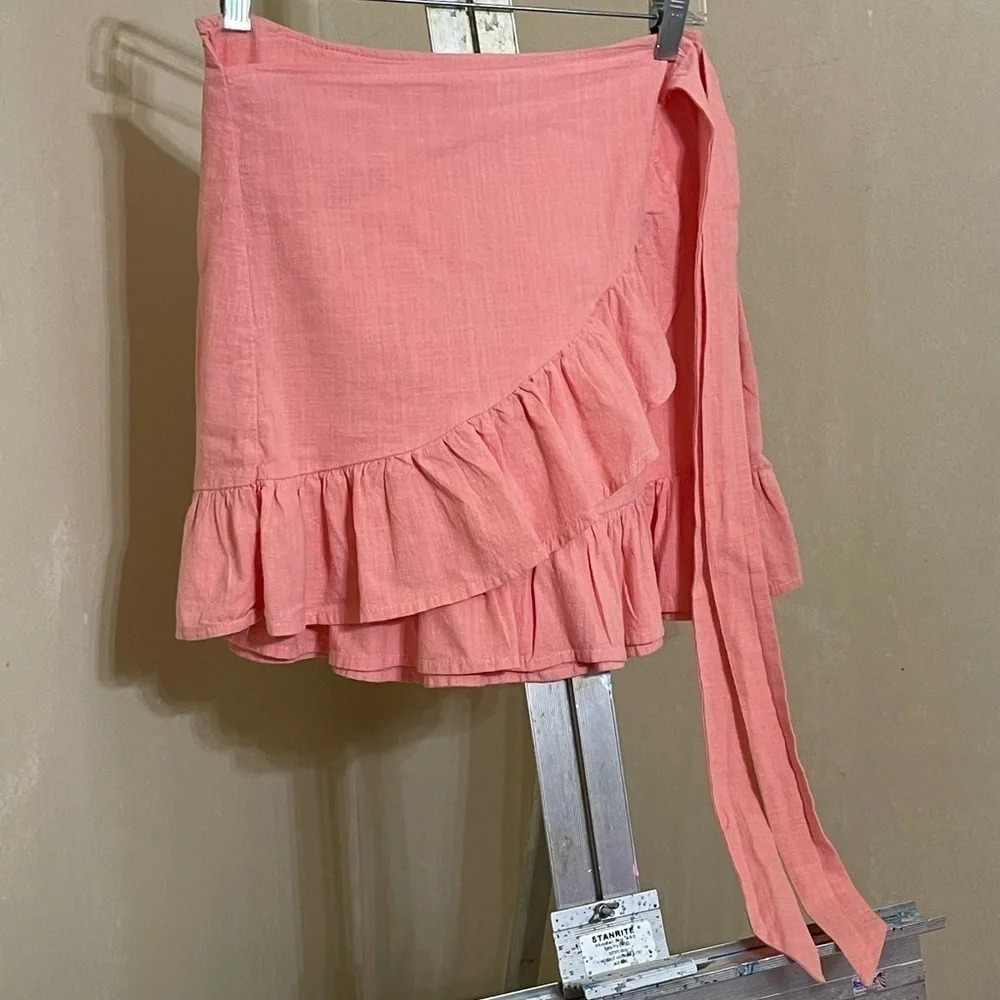 SALMON PINK RUFFLE WRAP SKIRT SZ SMALL